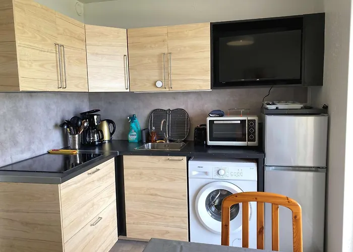 T1 A Avec Wifi - Equipement Complet, Ideal Pour 2 Personnes - Fr-1-553-145 * Balaruc-les-Bains