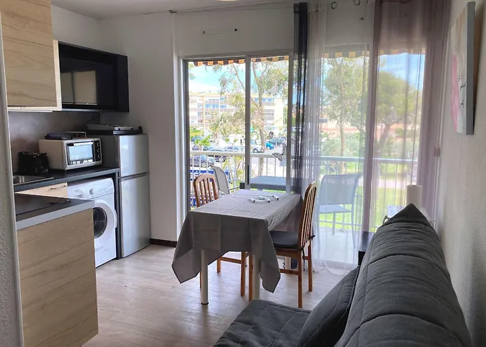 T1 A Avec Wifi - Equipement Complet, Ideal Pour 2 Personnes - Fr-1-553-145 * Balaruc-les-Bains