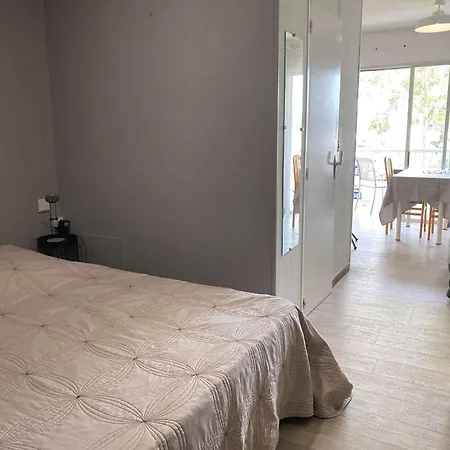 Apartment T1 A Avec Wifi - Equipement Complet, Ideal Pour 2 Personnes - Fr-1-553-145 *